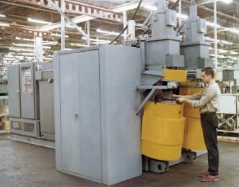 Fig. 4 - One of the first EBW units supplied to the auto industry.